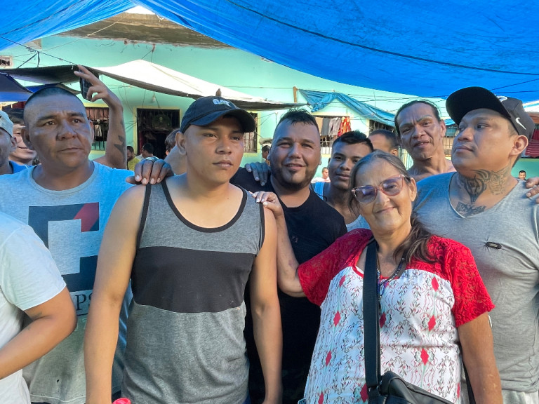 Vastenactie 2026 Bolivia - Marie Cruz (Pincha) met gedetineerden