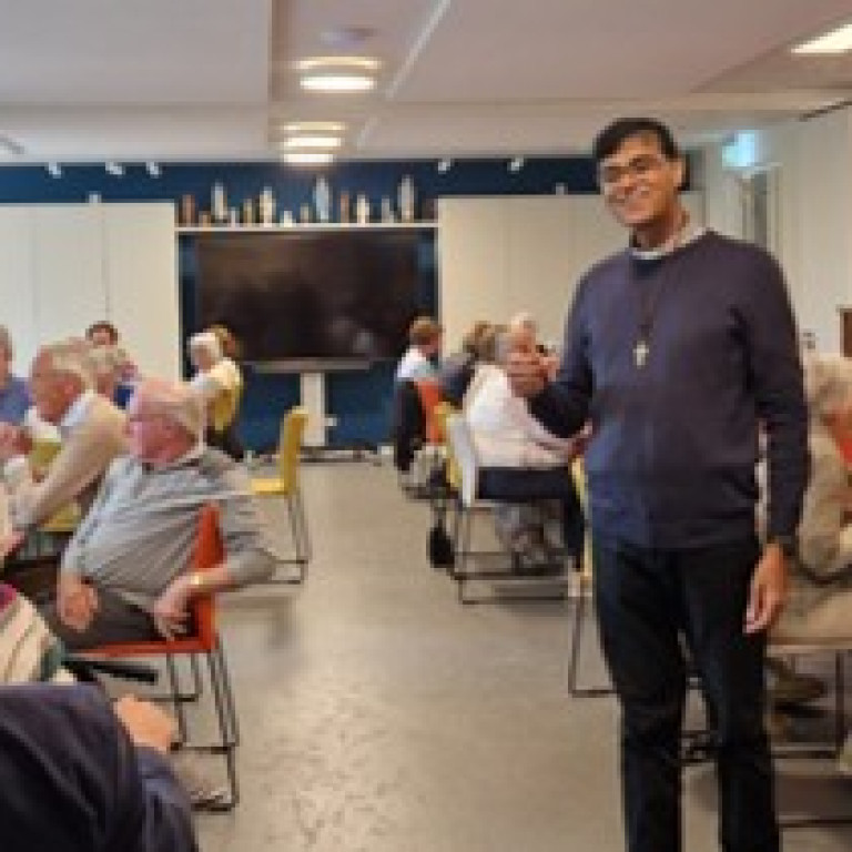 Avin nieuwe pastoor