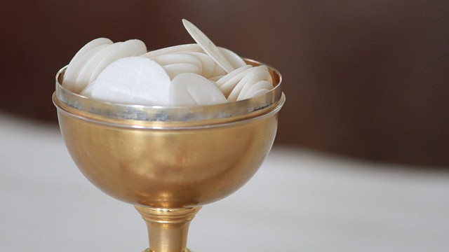 eucharist-4828234_640